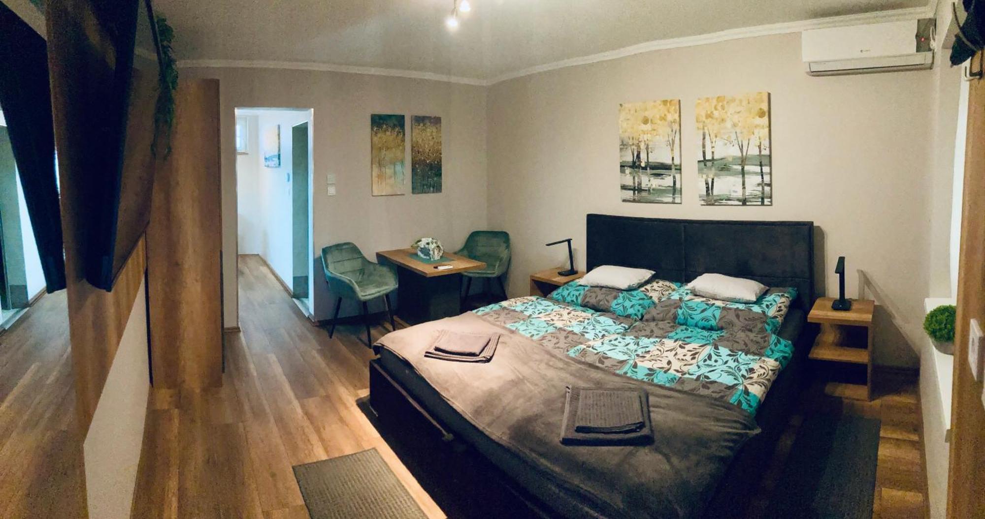 Spengler Apartman Harkány Стая снимка